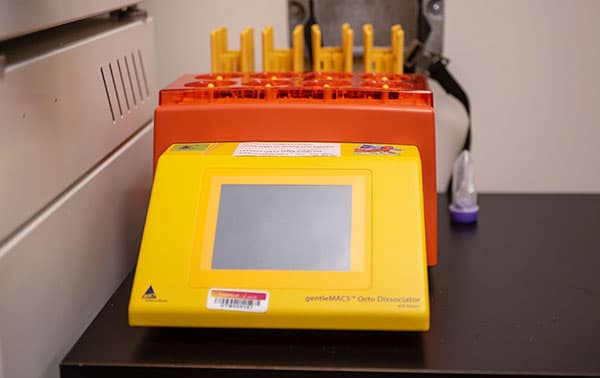 Miltenyi Octo with Heaters