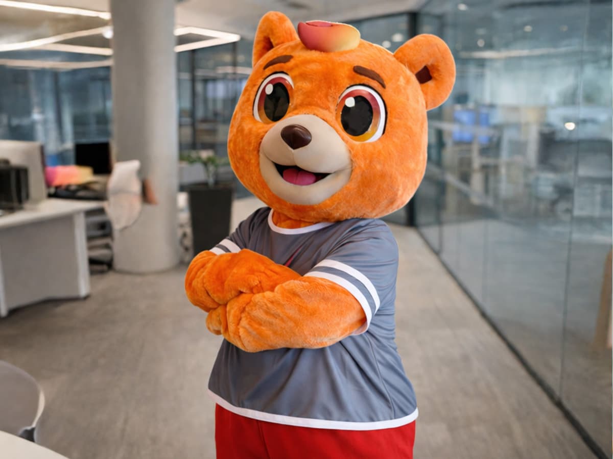  Beacon the Bear, Mascot and Chief Entertainment Officer